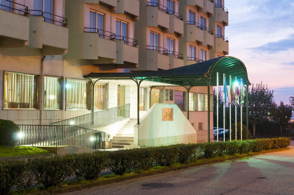 Agua Hotels Nelas Parq Exteriör bild
